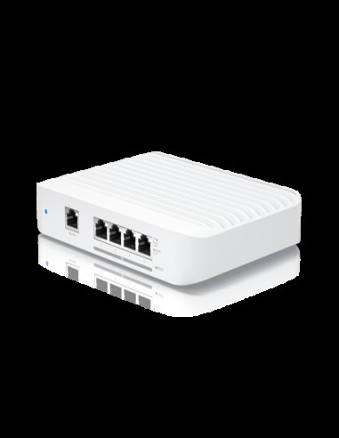 4-портов PoE+ 10G комутатор Ubiquiti...